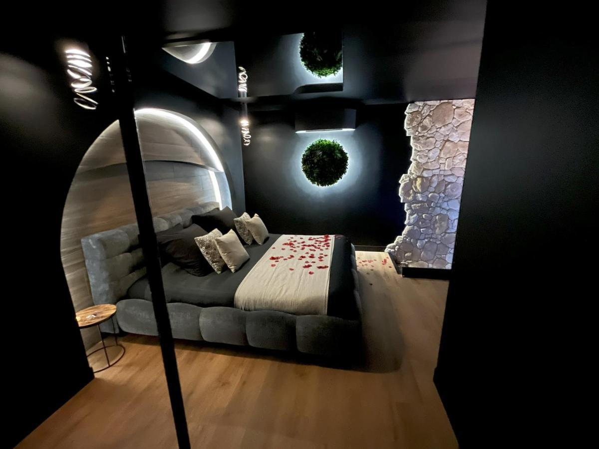Omira - Nuits D'Exception & Spa บอร์โด ภายนอก รูปภาพ